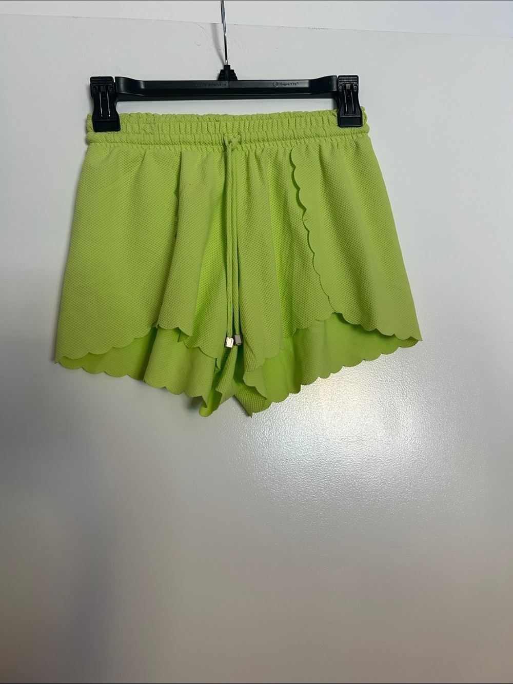 High-Waist Scalloped Lime Green Shorts with Elastic Drawstring